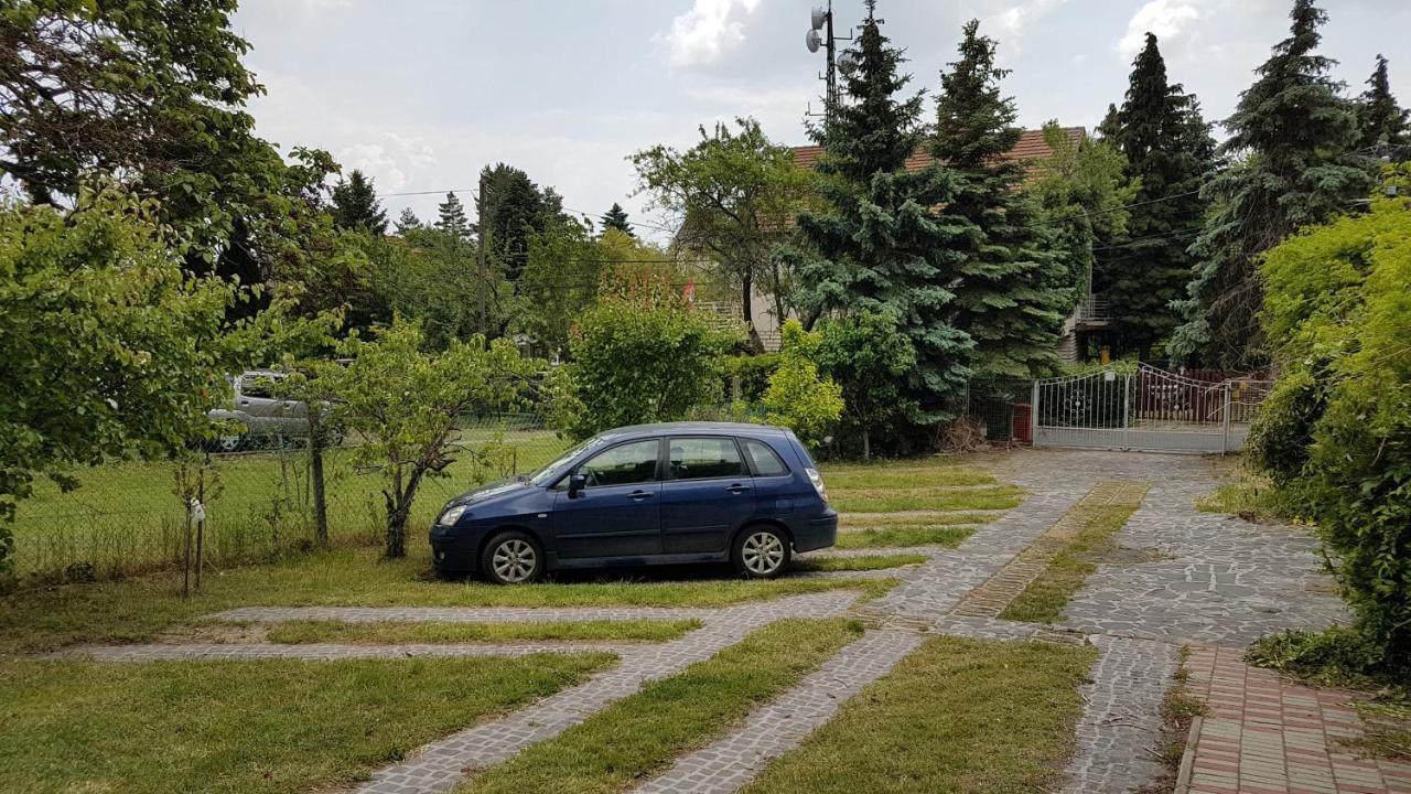 Naperkely Apartman Apartment Badacsonytomaj Exterior photo